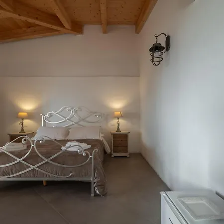 Dimoras Boutique 4* オルビア