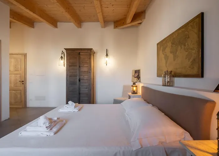 Maison d'hôtes Dimoras Boutique 4*